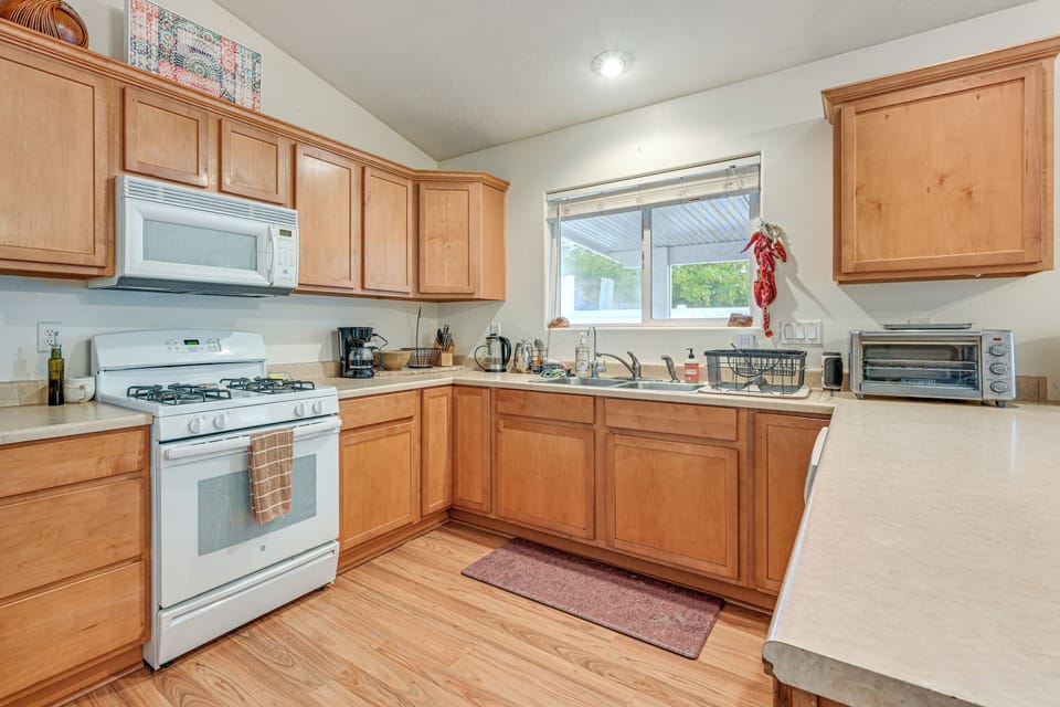 Kitchen | Drip Coffee Maker | French Press | Toaster Oven | Cooking Basics