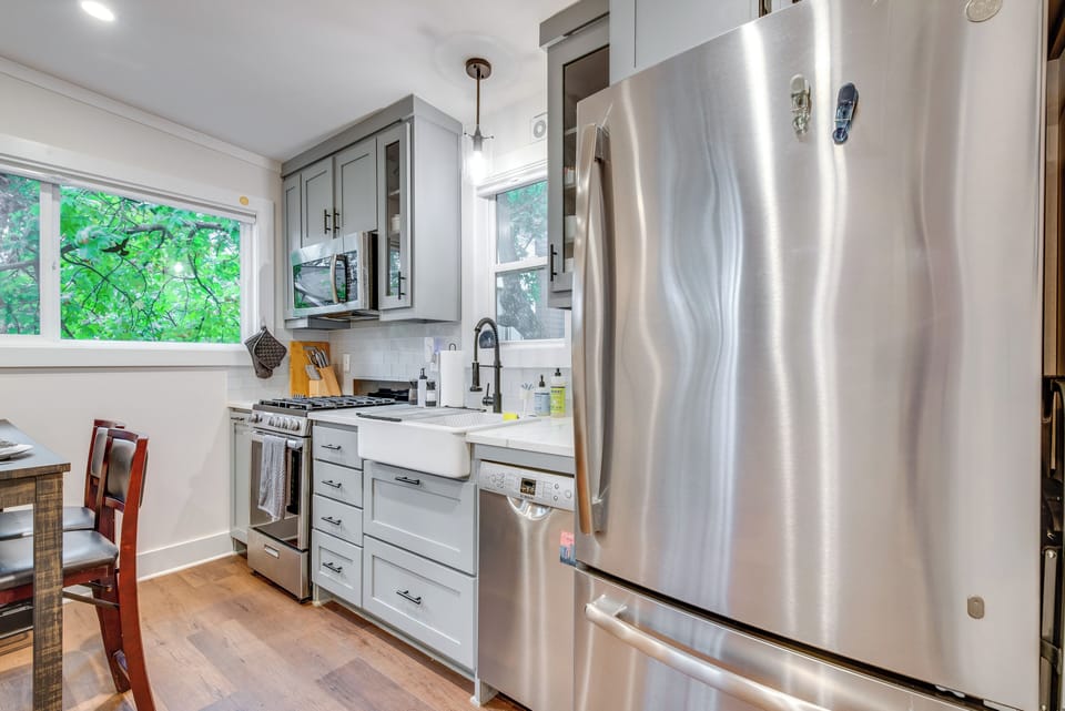 Kitchen | Drip Coffee Maker | Toaster | Cooking Basics
