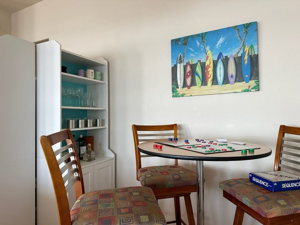 Multi purpose area.  Games, puzzles, coloring, snacks.