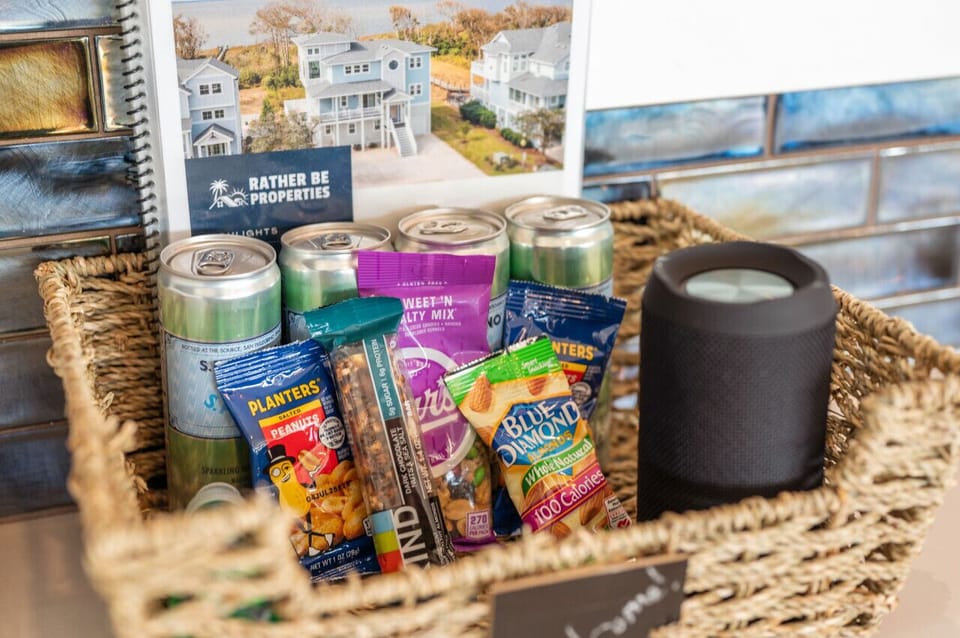 Thoughtful welcome basket w/ snacks & essentials for an easy, relaxed arrival.