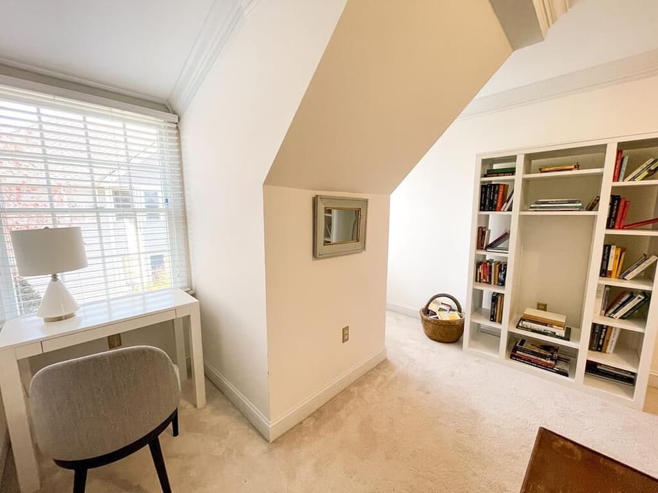 Upstairs Bedroom 4