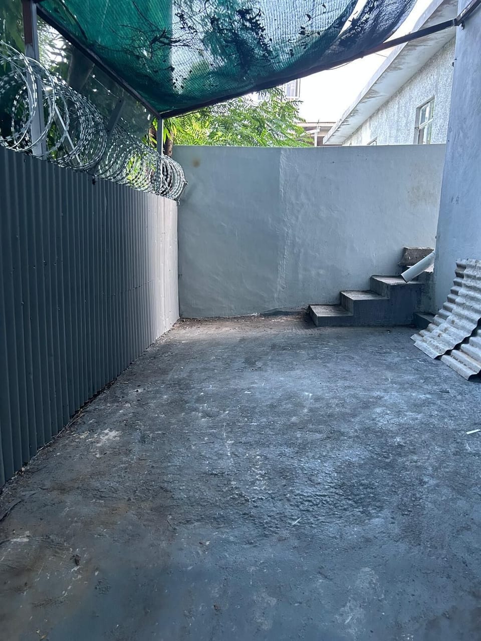 Outdoor Patio area, suitable for BBQ's
