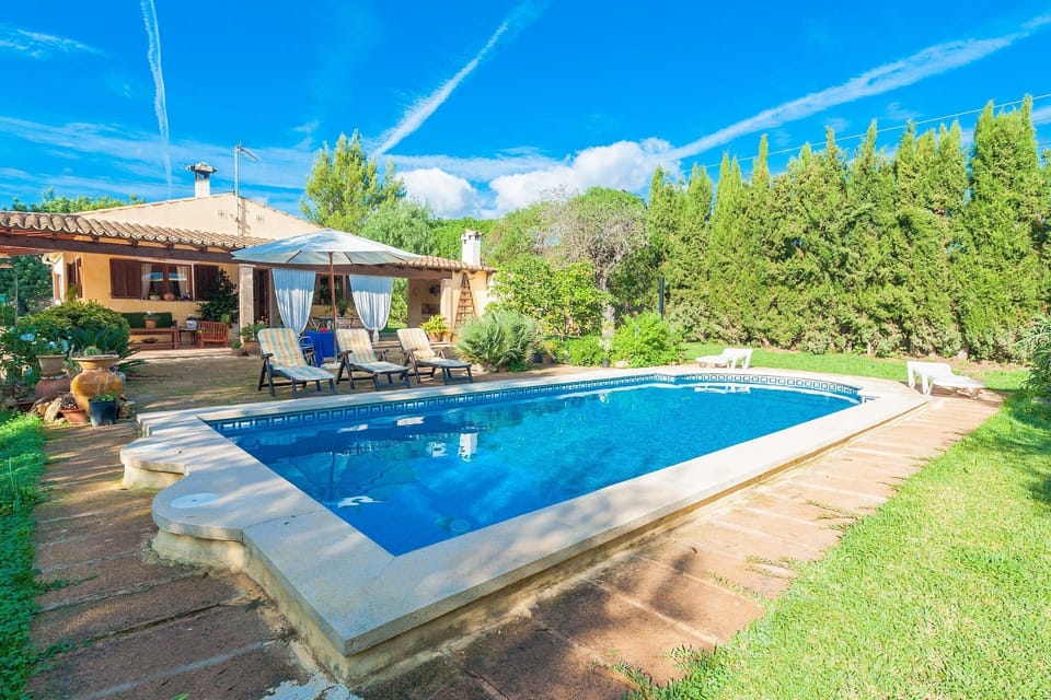 Holiday Home Swimming Pool