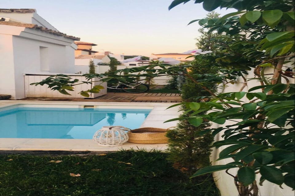 Holiday Home Swimming Pool