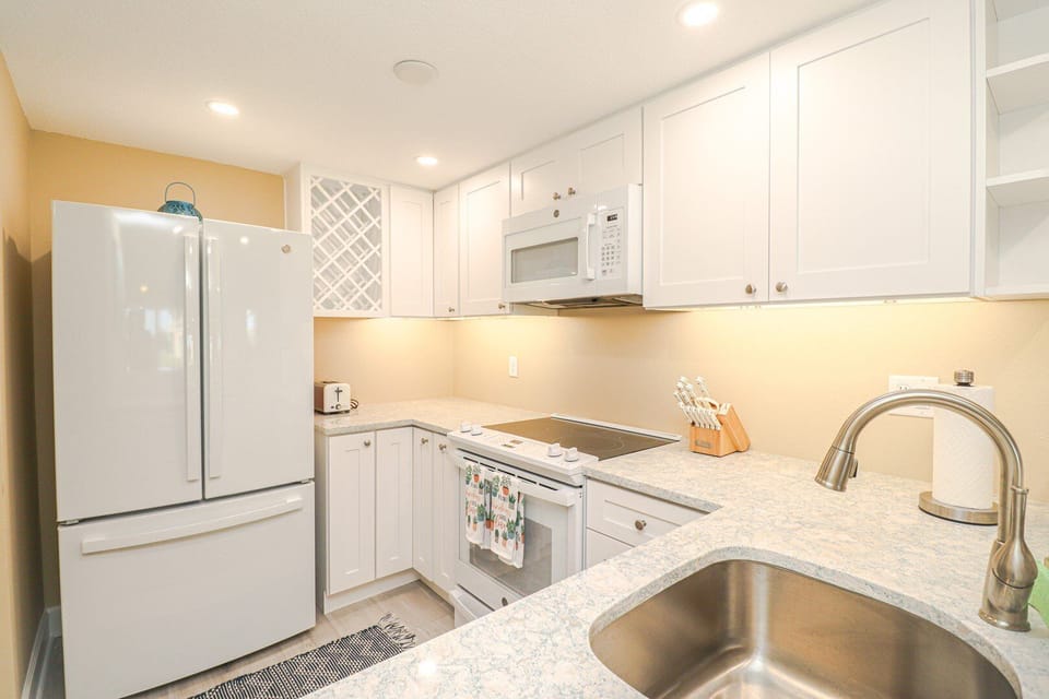 St. Augustine Beach Rentals Kitchen