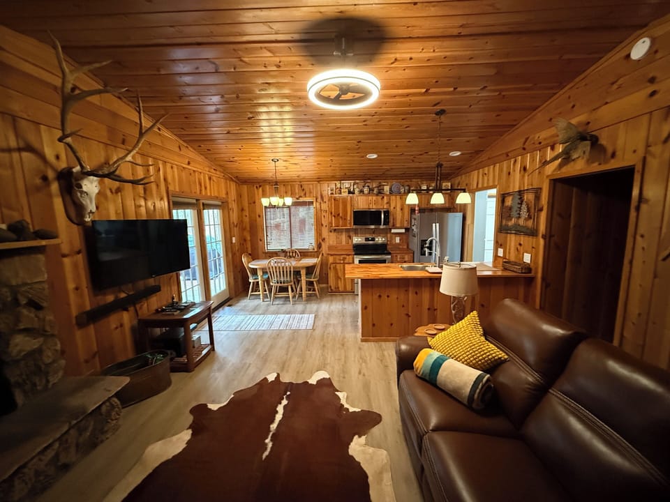 Living Room Looking Into Dining Area And Kitchen