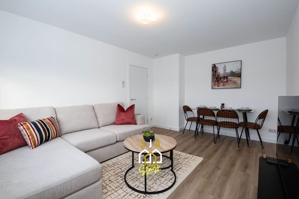 Living Room / Lounge
