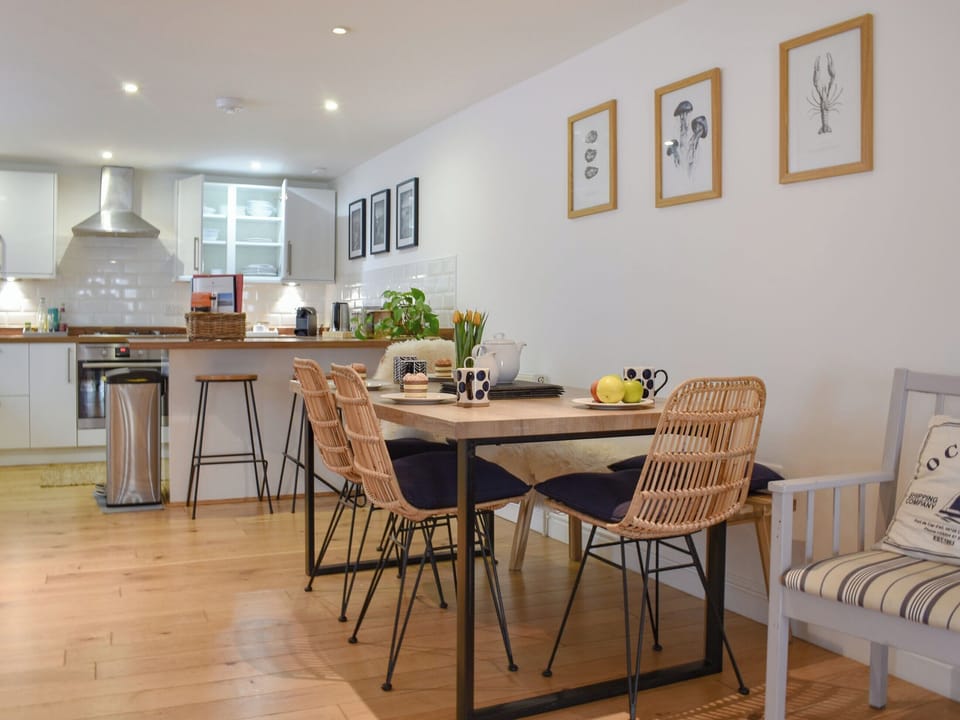Kitchen/diner | Stones Throw, Padstow