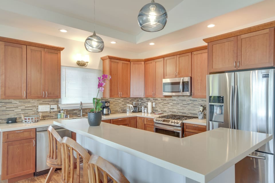 Kitchen | Drip Coffee Maker | Toaster | Blender | Cooking Basics