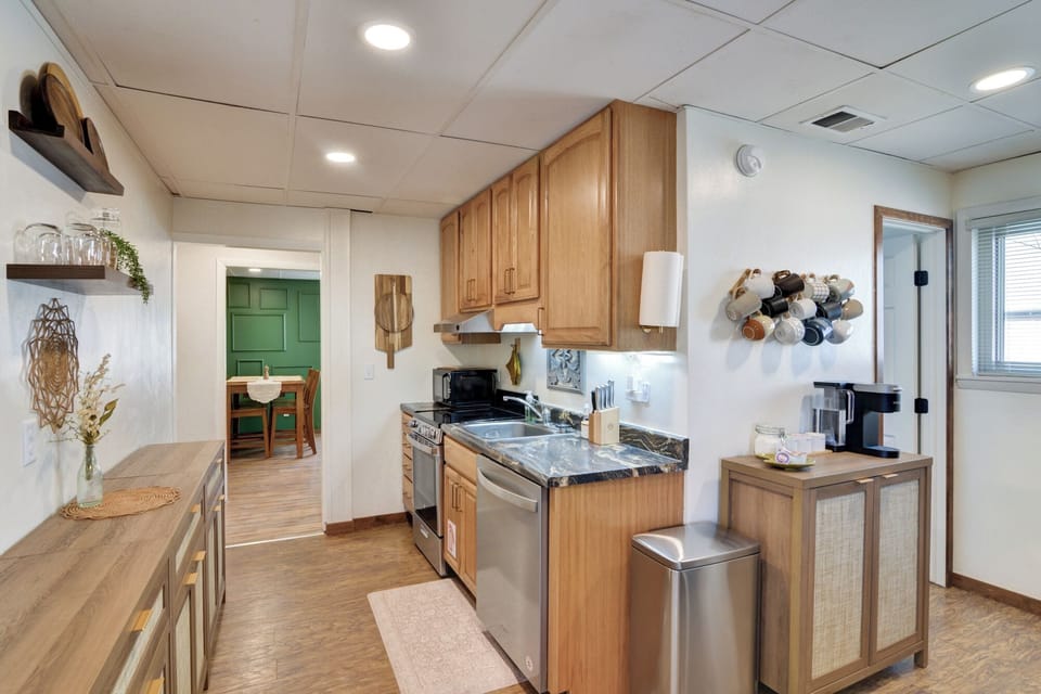 Fully equipped kitchen