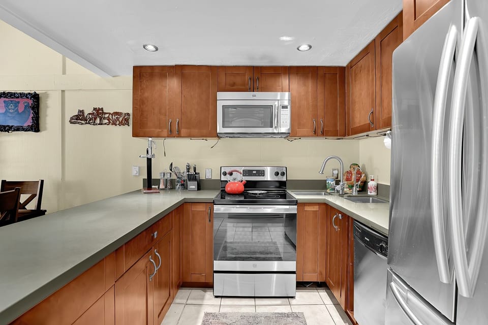 Indoors, Kitchen, Appliance, Microwave, Oven