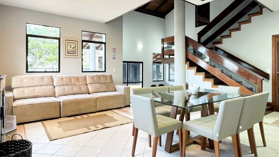 Living Room,Dining area