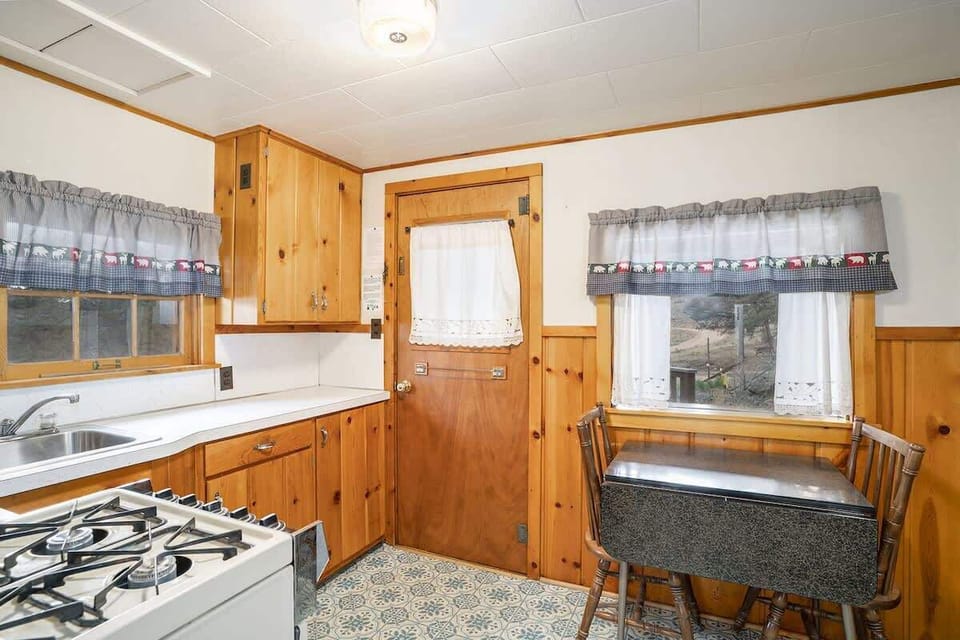 Kitchen and dining space