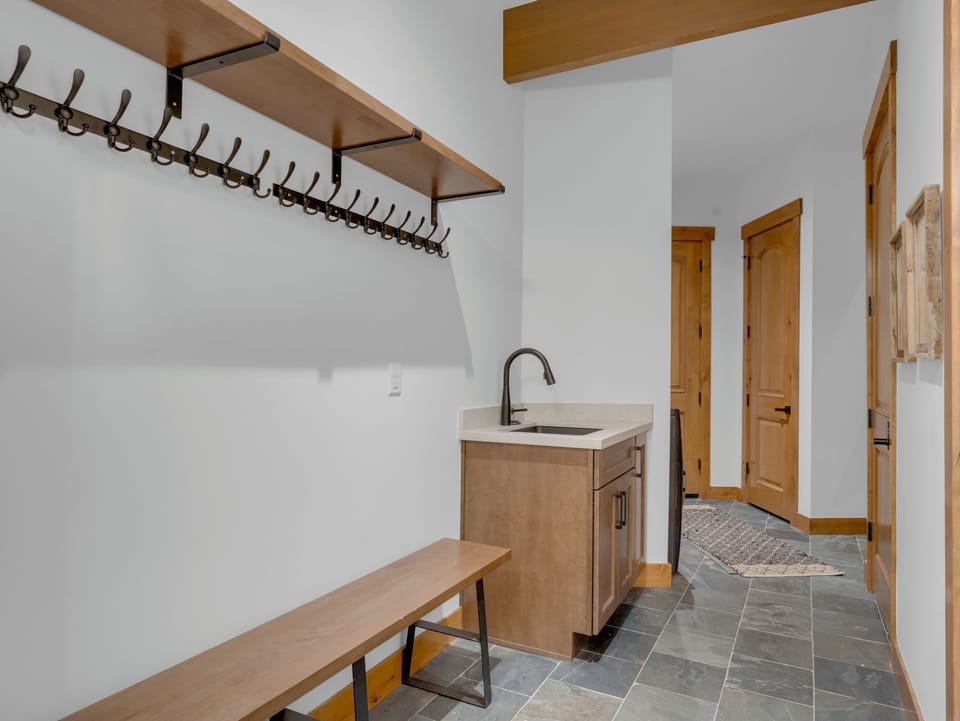 Mudroom to Laundry & Garage