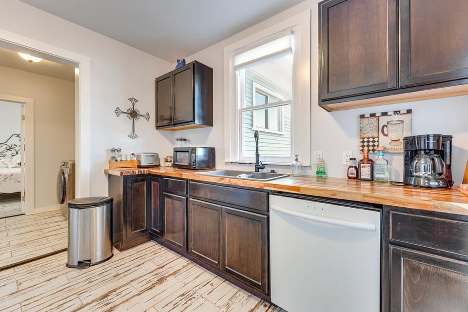 Kitchen | Cooking Basics | Drip Coffee Maker