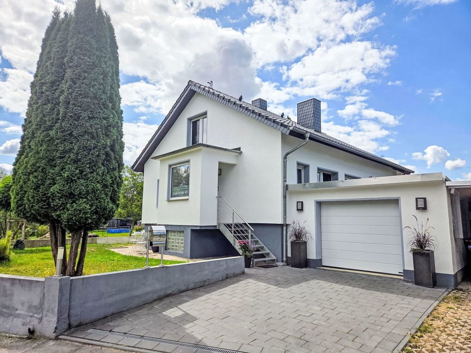 Building, Window, House, Residential Area, Roof, Home, Facade, Cottage, Door, Estate