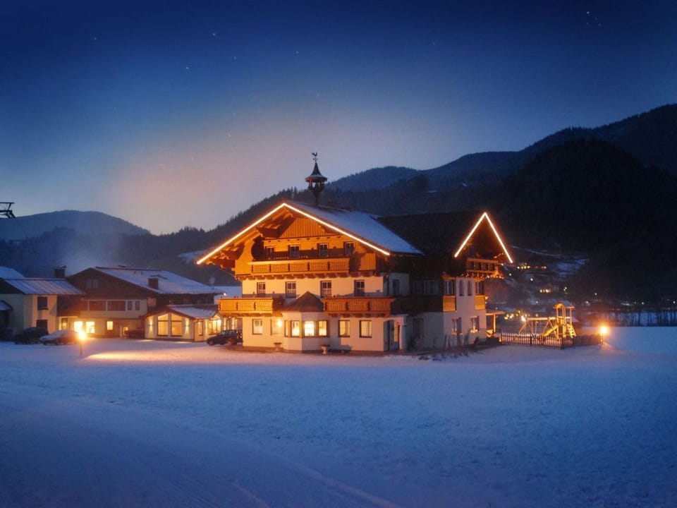 Single room - half board Kurzbucher - Heisshof Farm Stay in Schladming