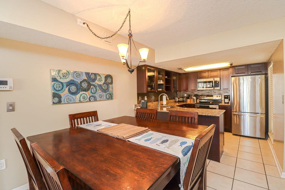 St. Augustine Beach Rentals Dining Room