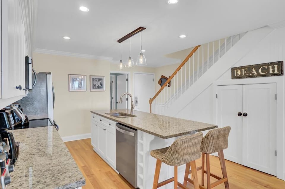 48 Beach Club Kitchen Island and Storage Closet