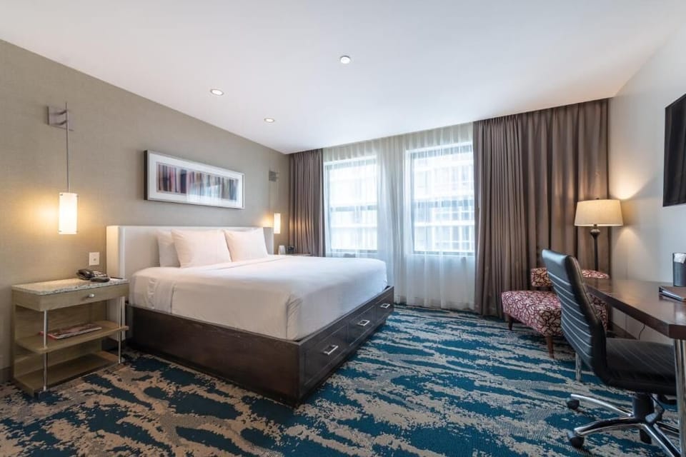 Unit with King size bed