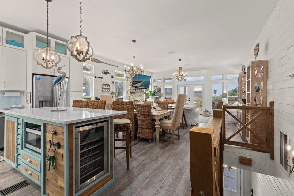 Elegant Upstairs Area with Fully Equipped Kitchen and Relaxing Living Area (1)