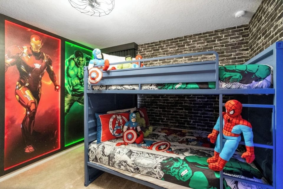 Avengers Bedroom with 2 Double Beds (Bunk Beds)