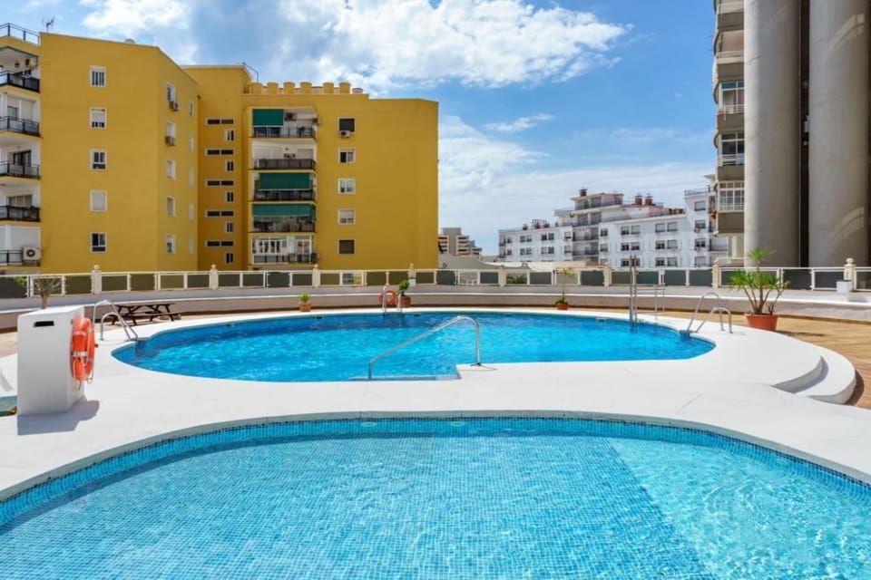 Holiday Home Swimming Pool