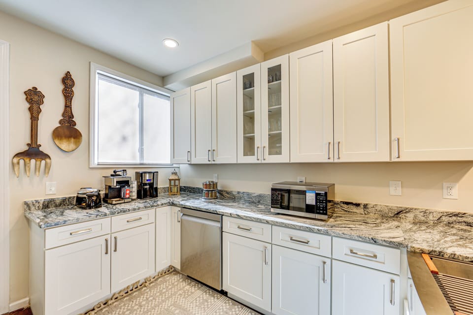 Kitchen | Cooking Basics | Complimentary Spices | 1st Floor