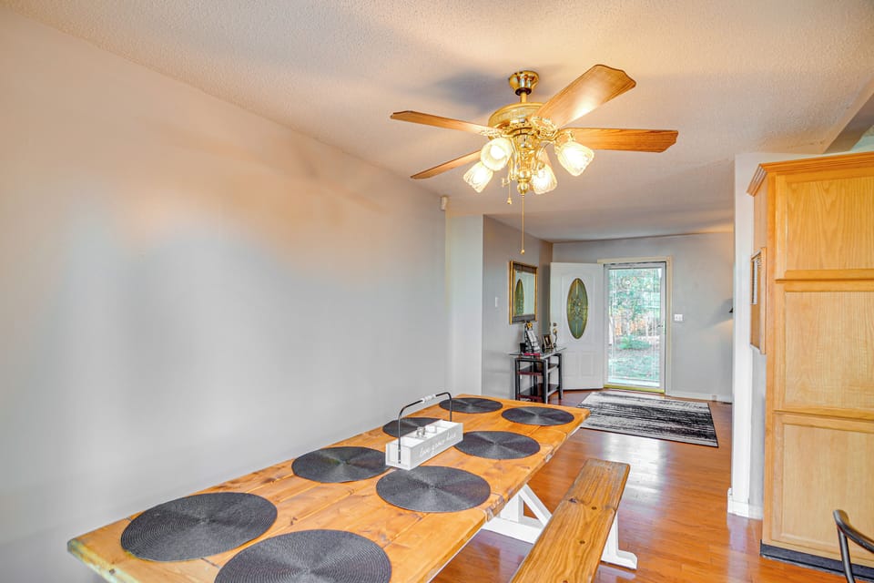 Dining Area | 1st Floor