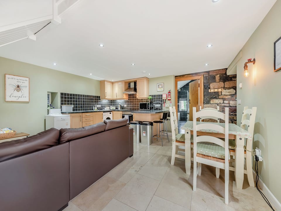 Open plan living space | Ramblers Retreat - Rhiwddu Barns, Llangadog