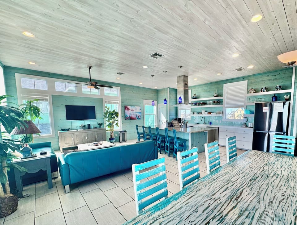 Open concept Main living area and dining.