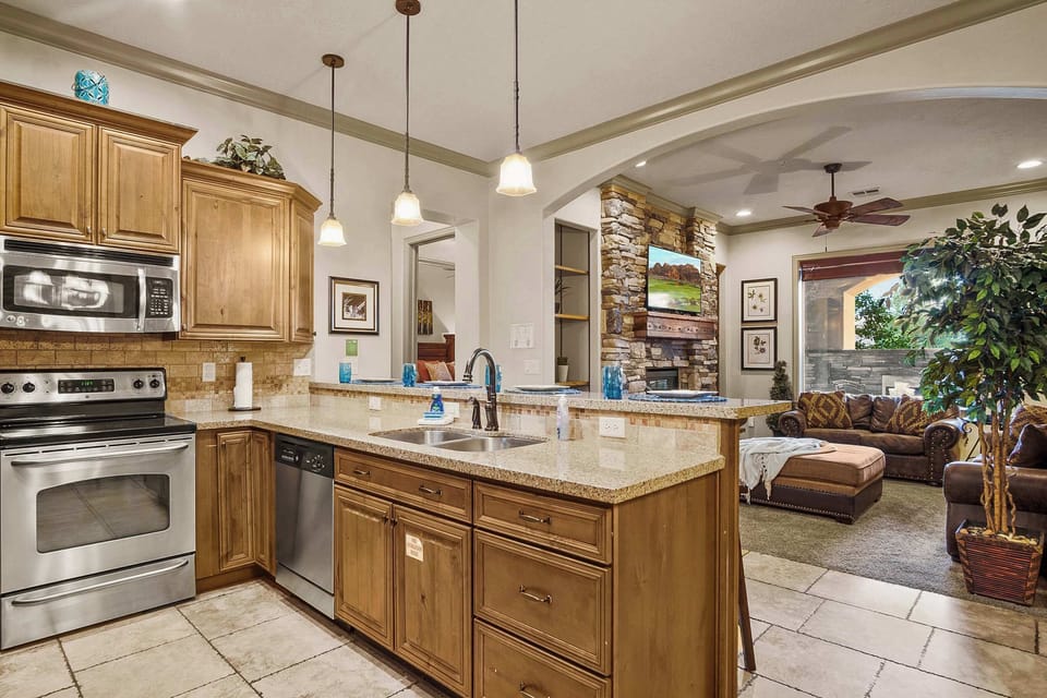 Fully equipped kitchen