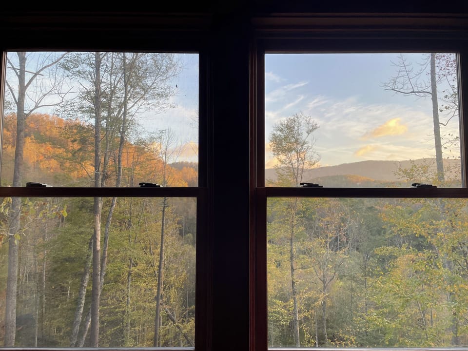 Gorgeous morning view from the Primary bedroom!