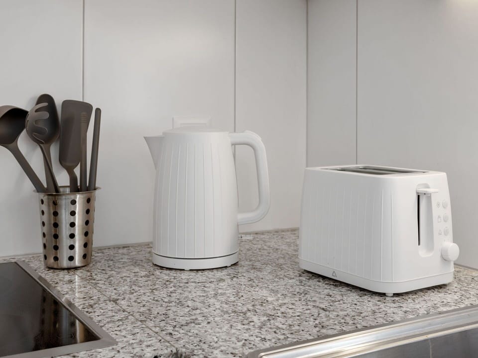 Kitchen Appliance, Home Appliance, Small Appliance, Electronic Device, Kitchen, Machine, Major Appliance, Countertop