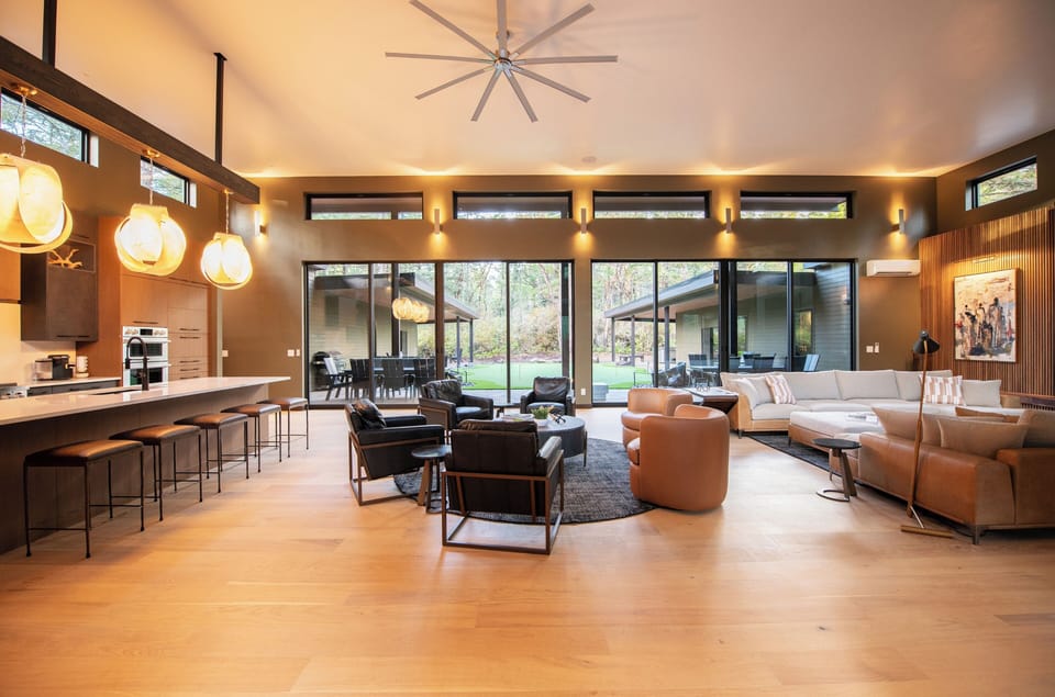 Large open-concept great room