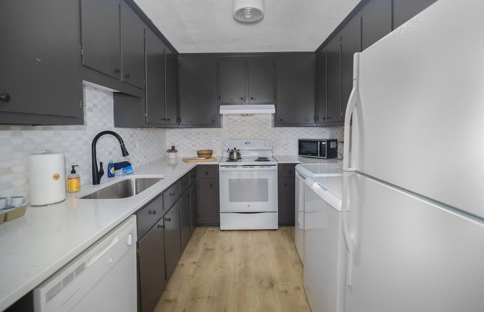 Kitchen-Galley style with quartz modern countertops