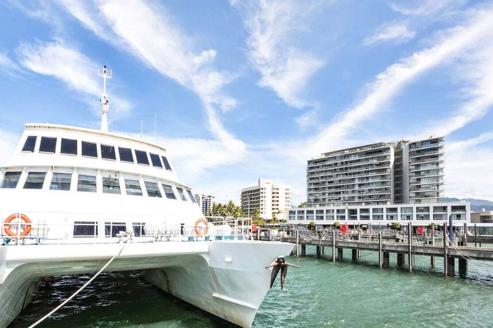 Cairns Marina is 950m from the apartment