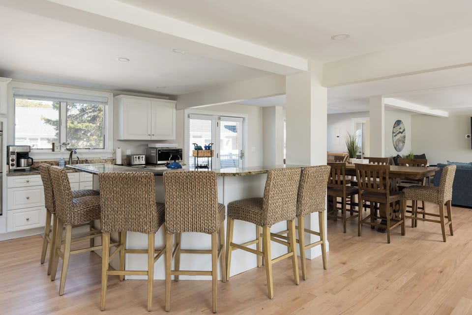 Kitchen Breakfast bar