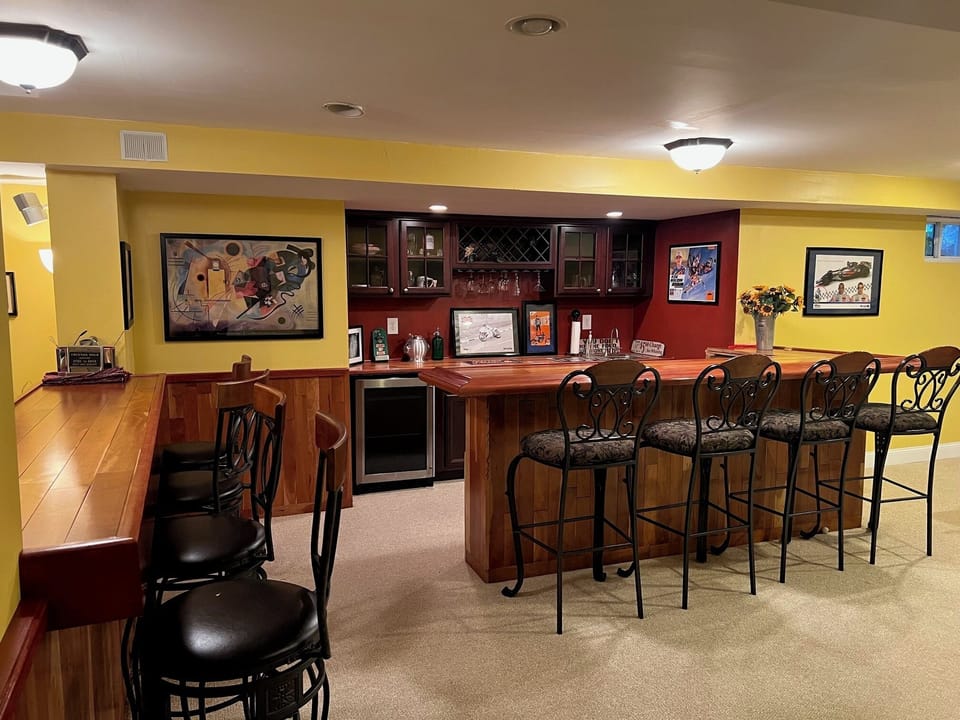 Lower Level Bar Area