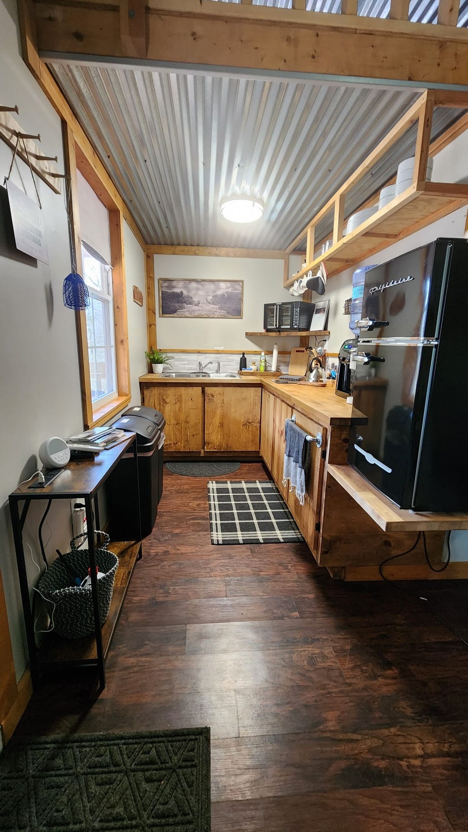 Small but functional appliances for your cooking needs. 