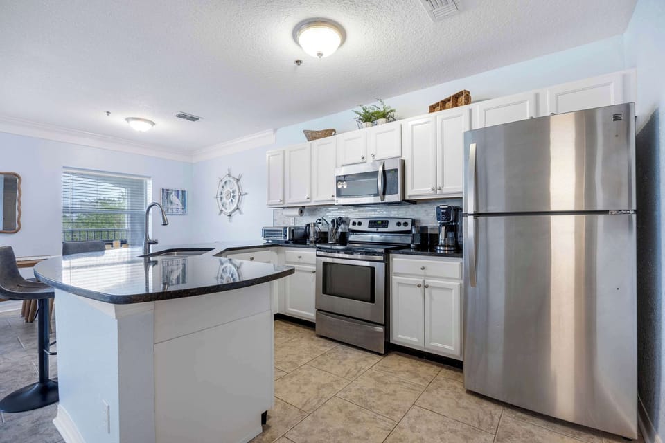 Prepare delicious meals in the fully equipped kitchen