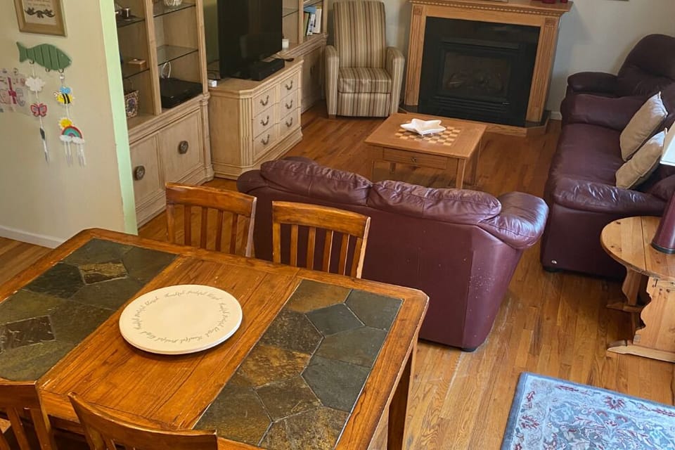 Comfortable living room off the kitchen 