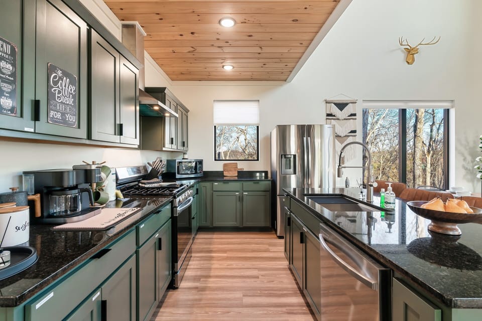 Chef’s Kitchen with all necessary appliances and gadgets!