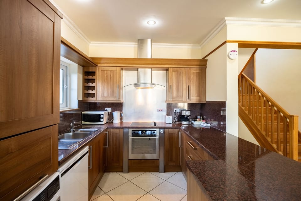 Fully equipped kitchen