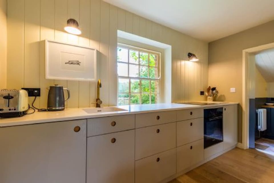 Haclins Cottage, Cromer - Host & Stay