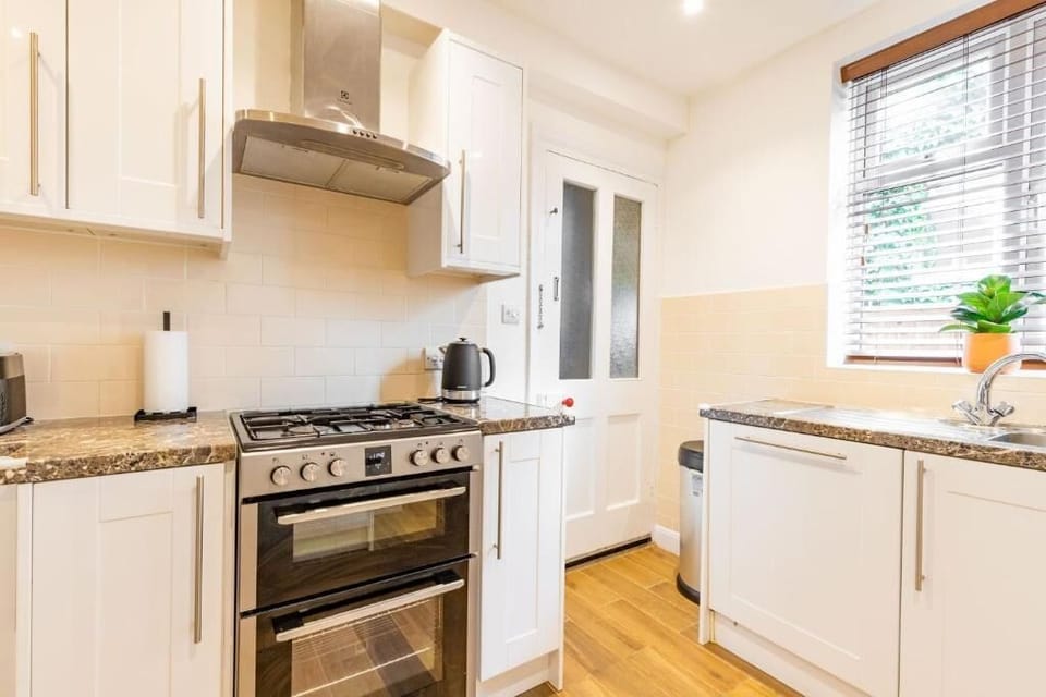 St Clements House, Norwich - Host & Stay