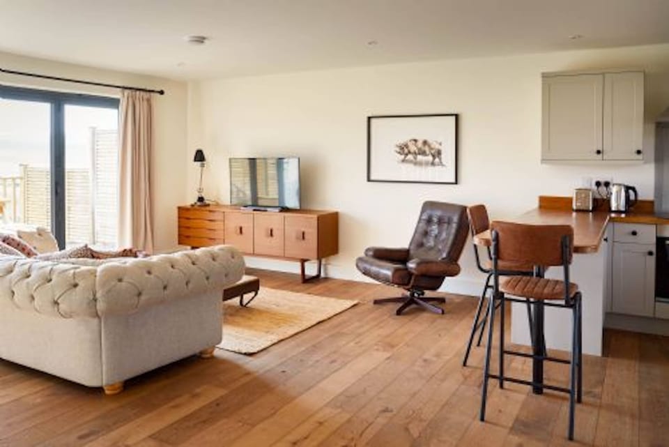 Number Five | PigLets, Swaffham - Host & Stay