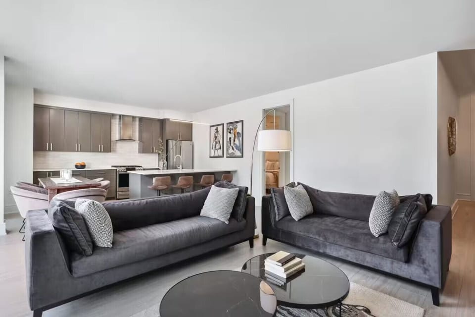 Spacious Open Concept Living Room