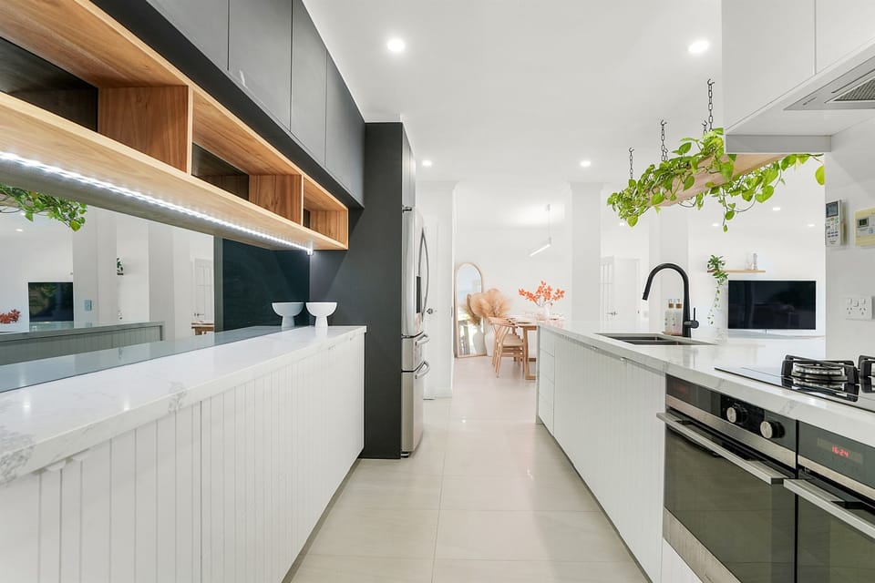 Open plan kitchen/dining/lounge