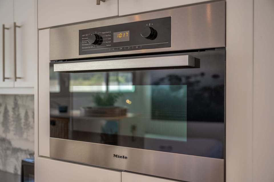 Oven